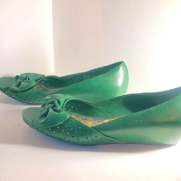 American Eagle Outfitters Shoes - American eagle flats